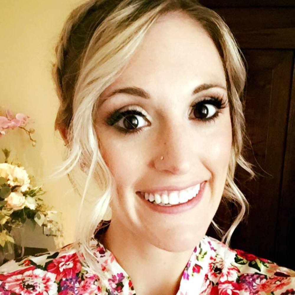 Meet your Posher, Christina